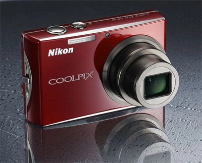 Nikon tham gia cuộc chơi máy ảnh cảm ứng