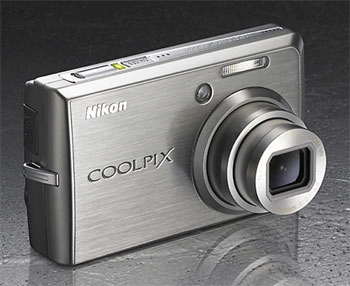 Nikon trình làng d60 và 7 máy ảnh coolpix