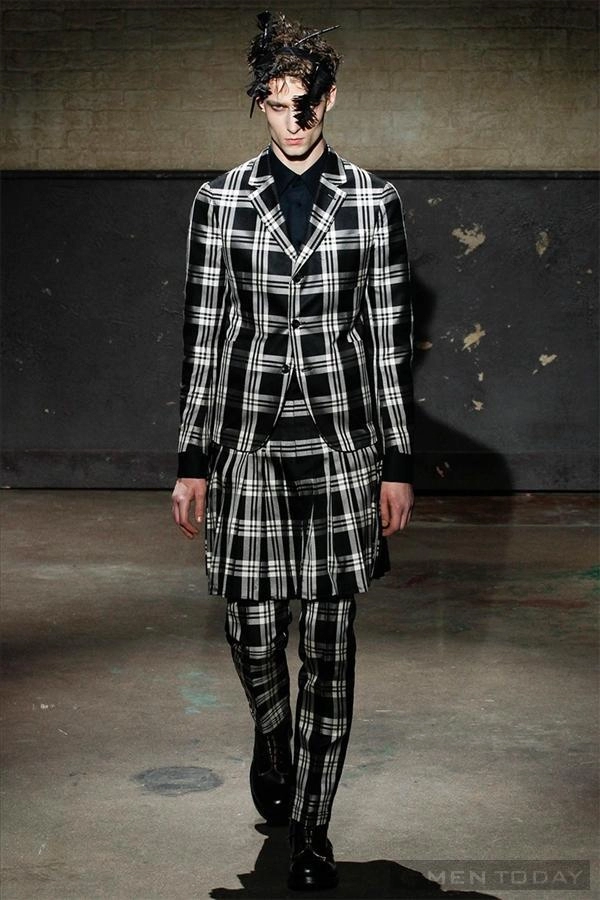 Nổi loạn và phá cách cùng bst thu đông 2014 của alexander mcqueen lcm