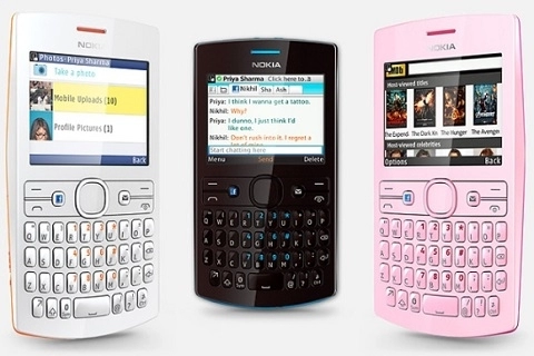 Nokia asha 205 và 206 với nút facebook giá 62 usd