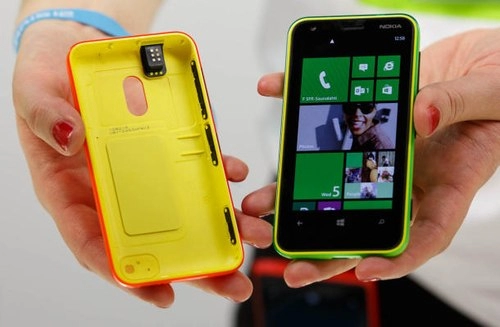 Nokia cập nhật phần mềm cho lumia 920 820 và 620