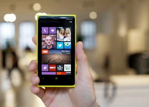 Nokia đang nghiên cứu smartphone 5 inch full hd