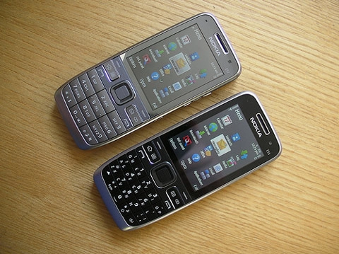 Nokia e55 và anh em e-series