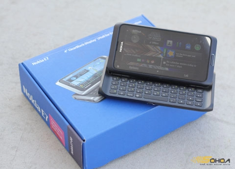 Nokia e7 chính hãng giảm tiếp 3 triệu