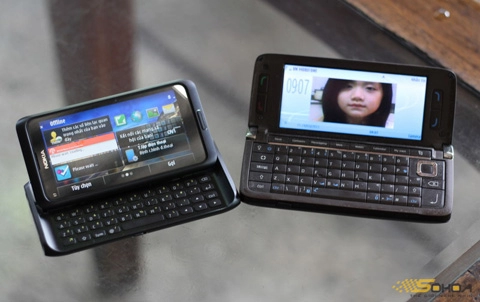 Nokia e7 vs e90