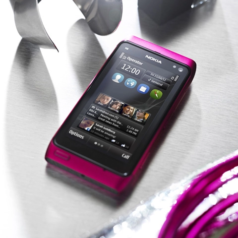 Nokia ra n8 màu hồng chạy symbian anna