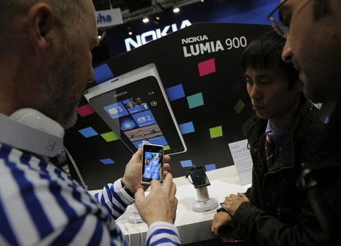 Nokia tái xuất ấn tượng tại mwc 2012