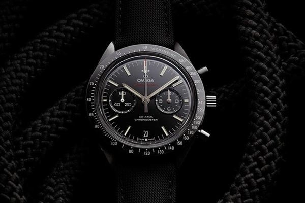 Omega speedmaster dark side of the moon đồng hồ cho quý ông nam tính