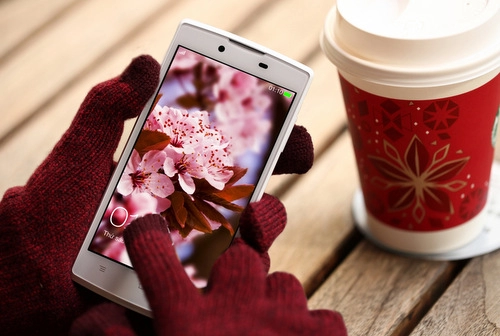 Oppo sắp ra smartphone giá rẻ màn hình cảm ứng siêu nhạy