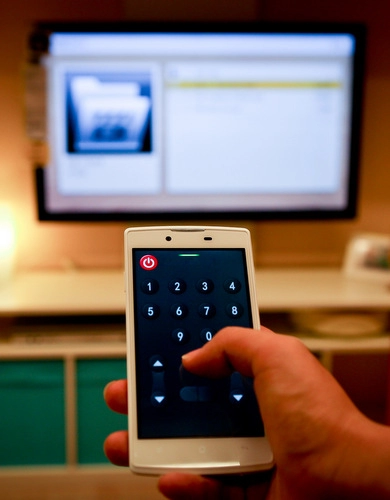 Oppo sắp ra smartphone giá rẻ màn hình cảm ứng siêu nhạy