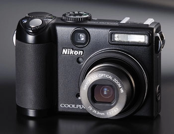 P5100 - máy ảnh coolpix cao cấp nhất của nikon