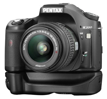 Pentax thêm 2 dslr và 3 máy ảnh thời trang optio