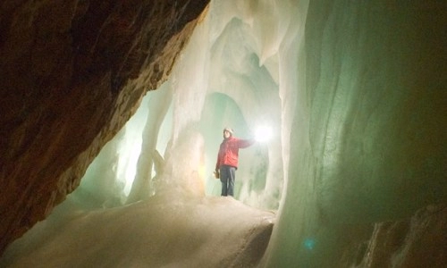 Phong nha vào top 5 hang động kỳ ảo nhất thế giới