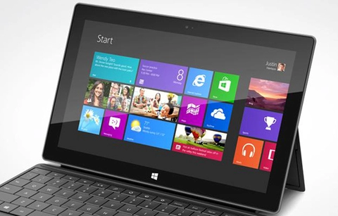 Pin của microsoft surface kém ipad mới đến 25