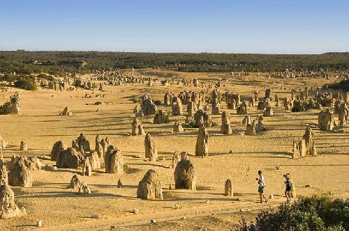 Pinnacles sa mạc kỳ lạ ở australia