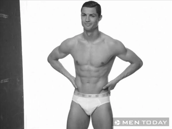 Ronaldo và chiến dịch quảng cáo dòng sản phẩm cr7