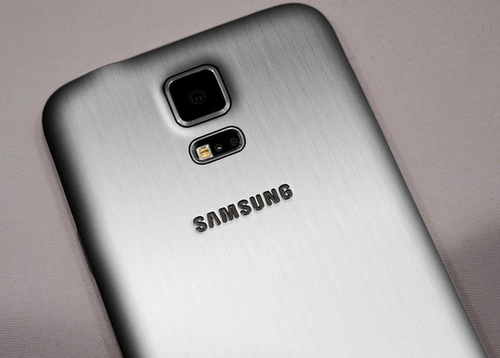 Samsung có thể ra bản galaxy s5 cao cấp hơn vào tháng 6