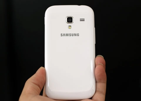 Samsung galaxy ace 2 giá 7 triệu đồng