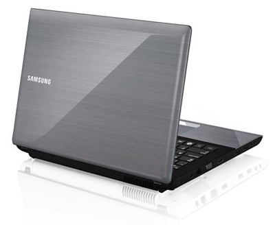 Samsung r439 tái xuất