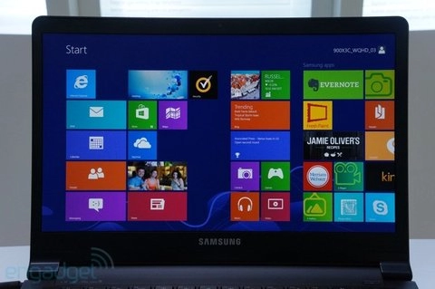 Samsung trình làng laptop màn hình độ phân giải khủng