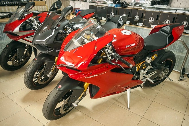 Siêu môtô 1299 panigale s new