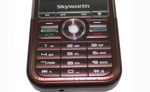 Skyworth t508i 2 sim 2 sóng pin chờ 30 ngày