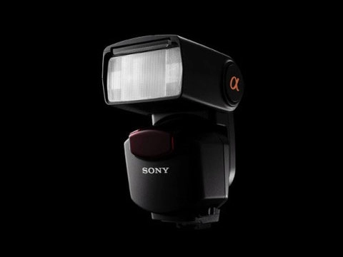 Sony hé lộ dslr ra mắt giữa năm và các ống kính mới