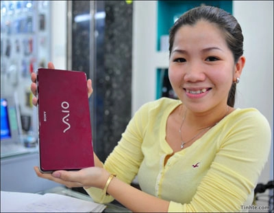 Sony vaio p tại vn giá 1450 usd