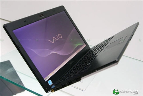 Sony vaio x giá từ 1300 usd