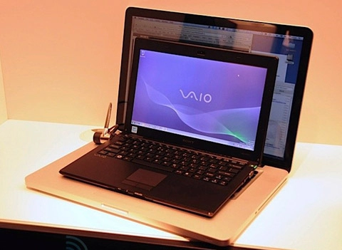 Sony vaio x nặng chưa đến 1 kg