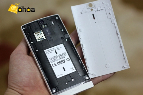 Sony xperia s về vn giá hơn 16 triệu