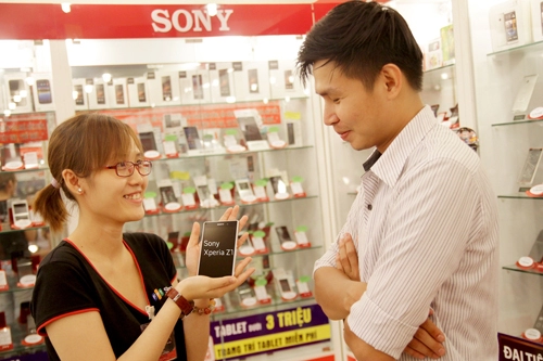 Sony xperia z1 giá chỉ 1699 triệu đồng tại fpt shop