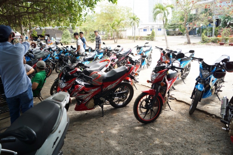 Suzuki raider offline cafe tại cầu saigon 