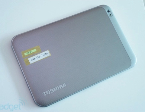 Tablet 77 inch chạy chip lõi tứ của toshiba