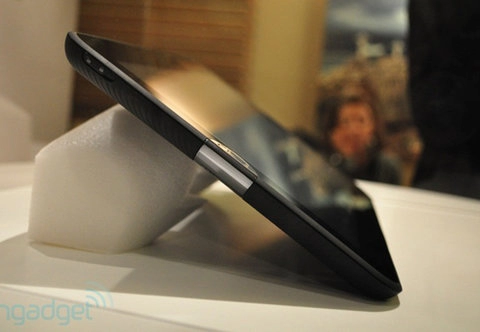 Tablet chạy windows 7 của toshiba tại mwc 2011