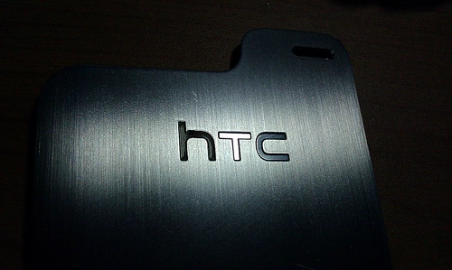 Tin đồn htc m7 màn hình 5 inch với camera 13 megapixel