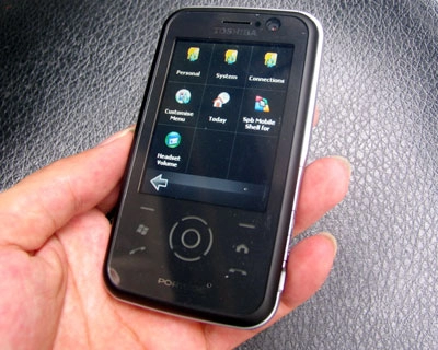 Toshiba portege g810 - điện thoại mang thương hiệu máy tính