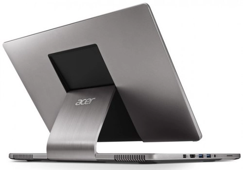 Ultrabook acer có case chân đế như tablet