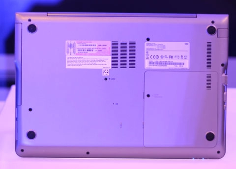 Ultrabook đầu tiên của samsung tại vn