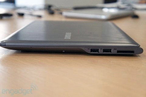Ultrabook màn hình cảm ứng samsung giá từ 167 triệu đồng