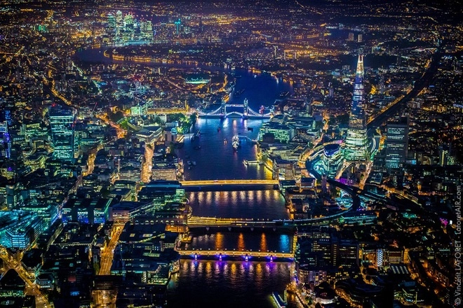 Vẻ đẹp london về đêm từ độ cao gần 2000 m