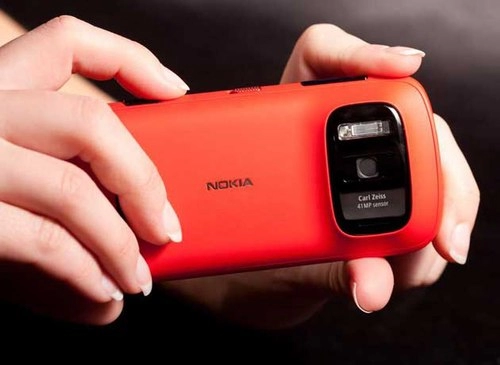 Windows phone đầu tiên của nokia dùng camera 41 chấm