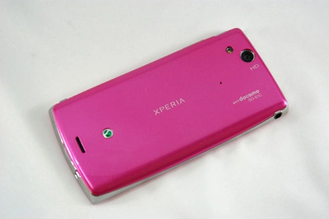 Xperia arc phiên bản màu hồng