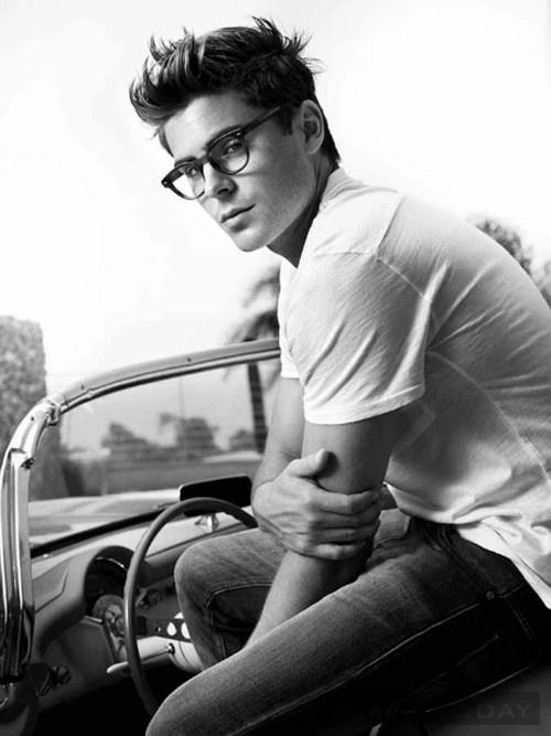 Zac efron giản dị và cuốn hút