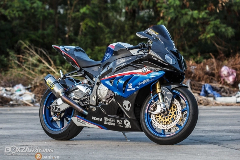 Bmw s1000rr siêu ngầu trong bản độ hàng hiệu cực chất