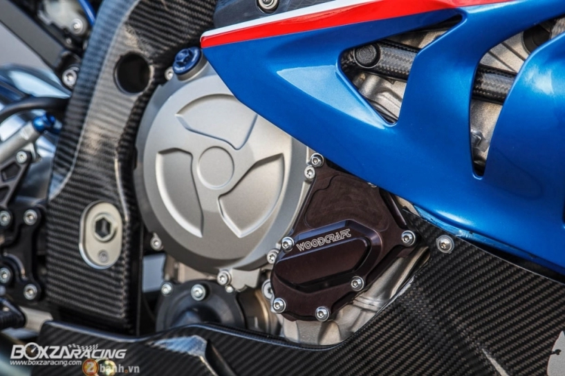 Bmw s1000rr siêu ngầu trong bản độ hàng hiệu cực chất