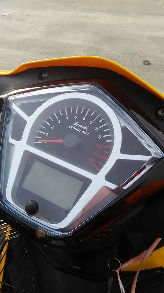 Demak evo z 125r đứa con lai exciter 135