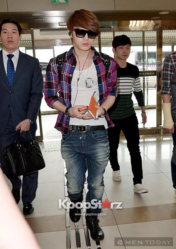 Gu thời trang sân bay đa phong cách của jae joong jyj