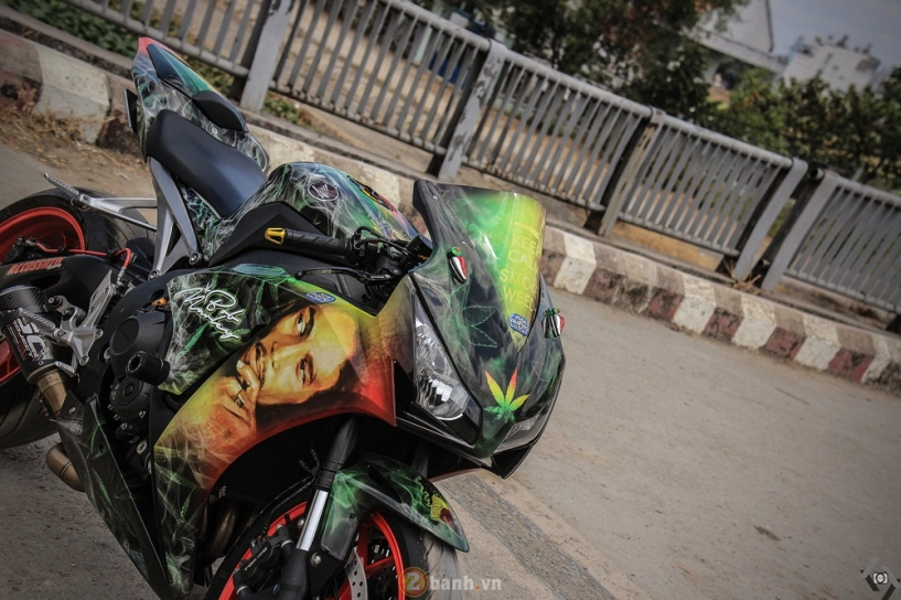 Honda cbr1000rr độ phiên bản bob marley