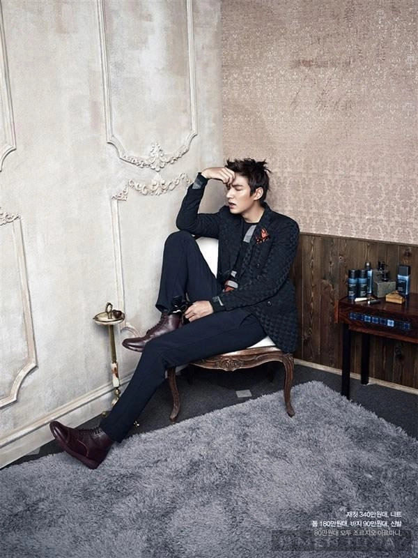 Lee min ho khoe vẻ lịch lãm trên esquire